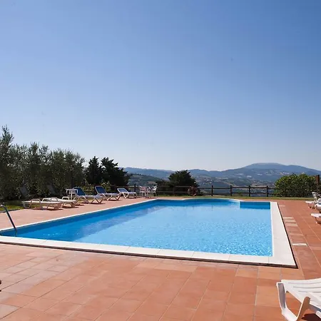 Tenuta Di Alloggio per agriturismo *